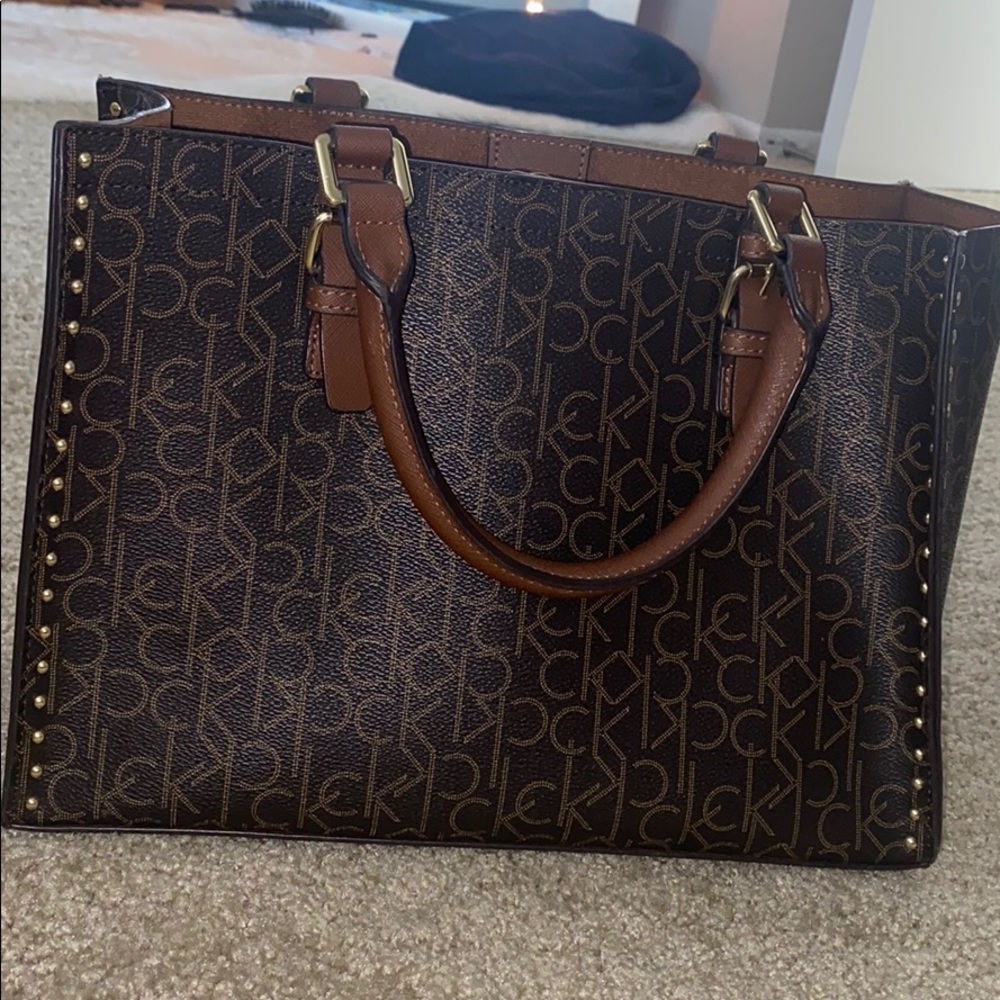 Calvin Klein Shoulder Bag